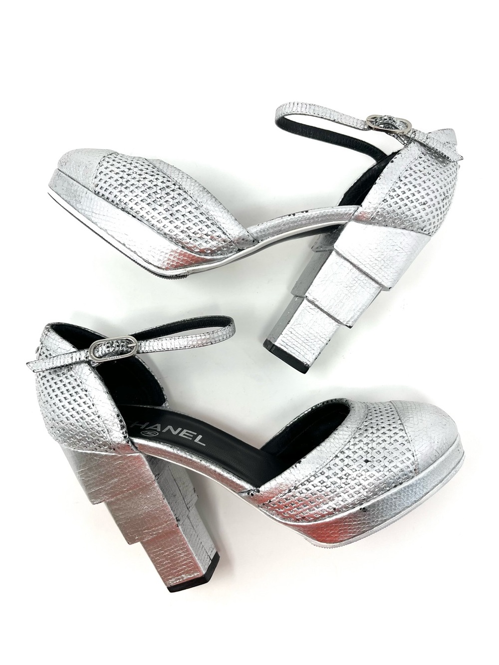 Vintage Chanel Silver Leather CC Logo Cap Toe Platform High Heels Pumps 36.5 - Picture 5 of 15
